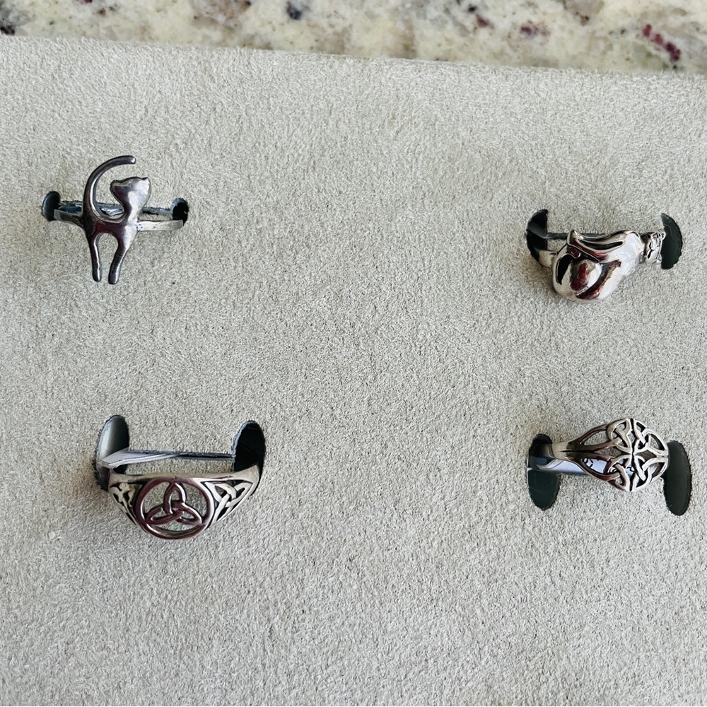 Kitty Cat Horizontal Sterling Silver Ring Available in Sizes 7, 8, 10 - Picture 9 of 13
